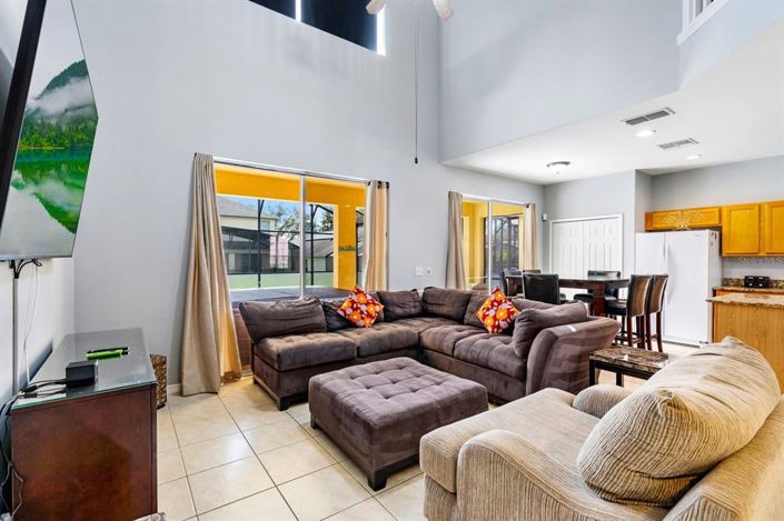 Image No.41-7 Bed Property for sale