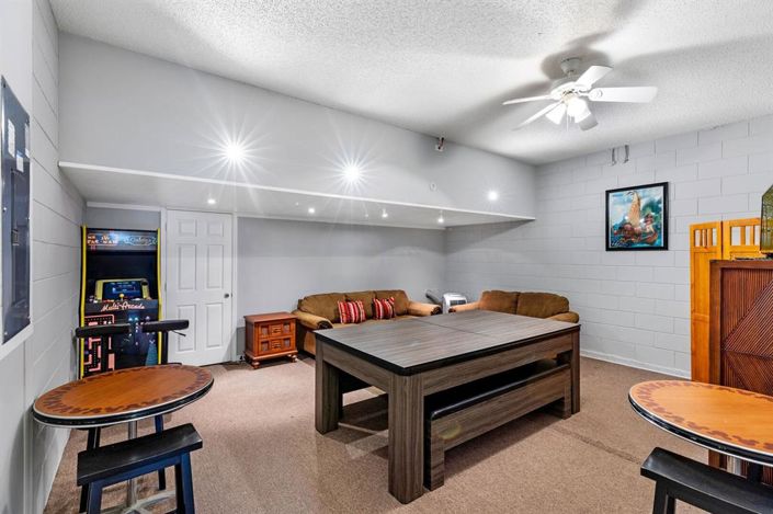 Image No.44-7 Bed Property for sale