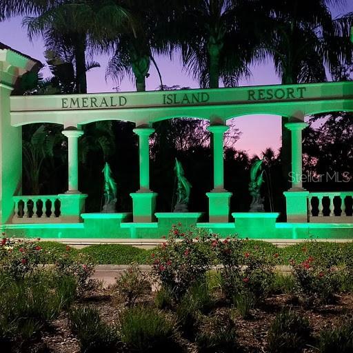 Image No.65-7 Bed Property for sale