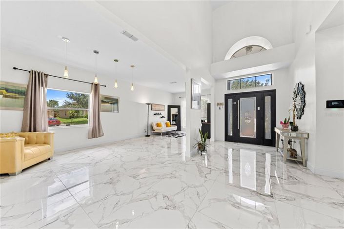 Image No.9-4 Bed Property for sale