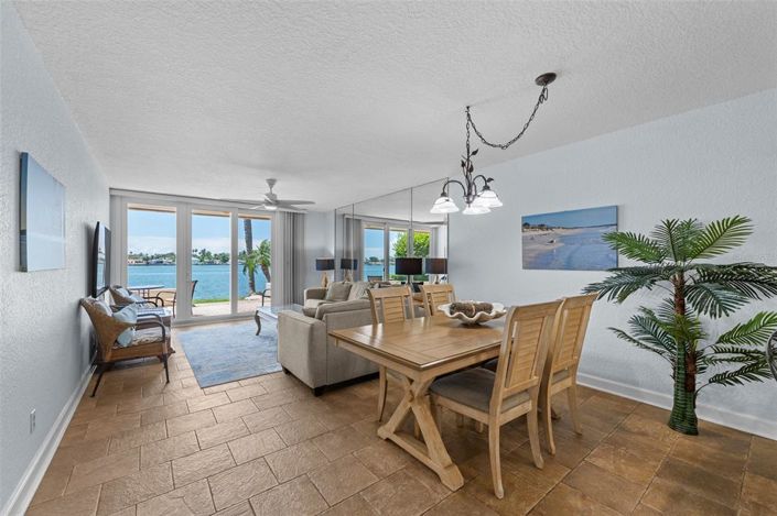 Image No.13-3 Bed Property for sale