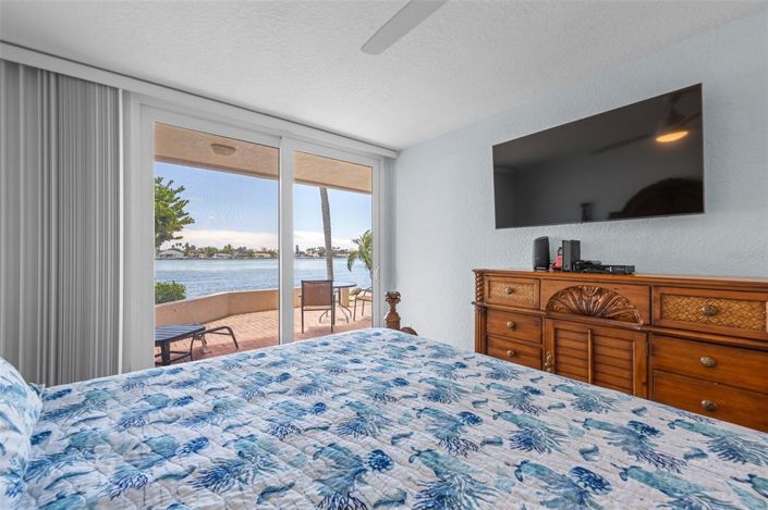 Image No.19-3 Bed Property for sale