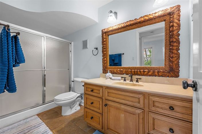 Image No.30-3 Bed Property for sale