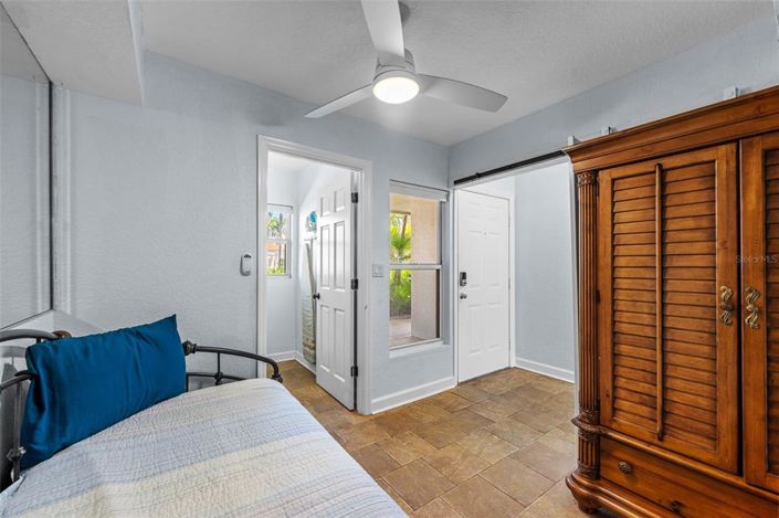 Image No.34-3 Bed Property for sale