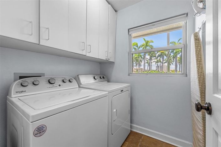 Image No.35-3 Bed Property for sale