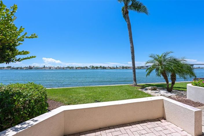 Image No.39-3 Bed Property for sale