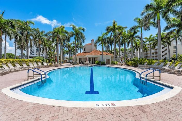 Image No.53-3 Bed Property for sale