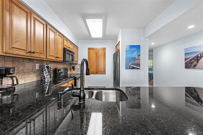 Image No.9-3 Bed Property for sale