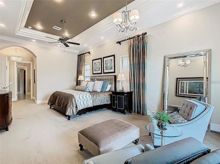 Image No.35-5 Bed Property for sale