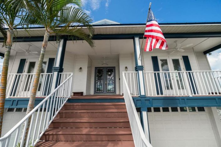 Image No.30-5 Bed Property for sale