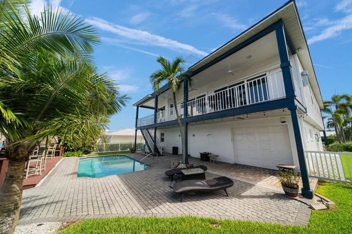 Image No.33-5 Bed Property for sale