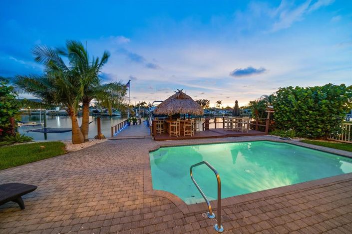 Image No.43-5 Bed Property for sale