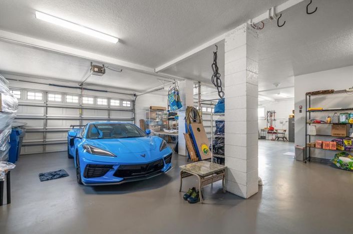 Image No.75-5 Bed Property for sale