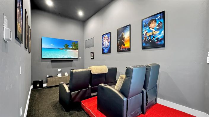 Image No.28-5 Bed Property for sale