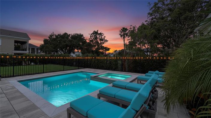 Image No.5-Propriété de 5 chambres à vendre à Reunion