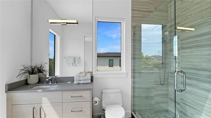 Image No.51-5 Bed Property for sale