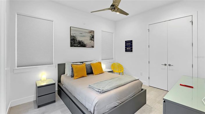 Image No.52-5 Bed Property for sale