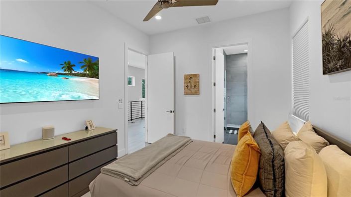 Image No.54-5 Bed Property for sale