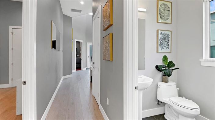 Image No.58-5 Bed Property for sale