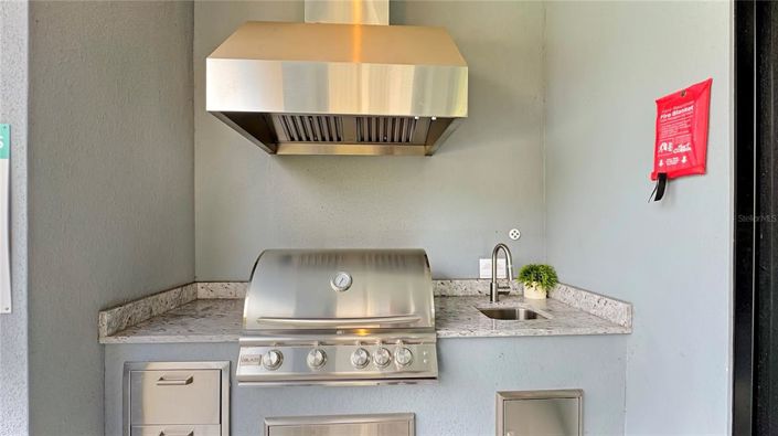 Image No.9-5 Bed Property for sale