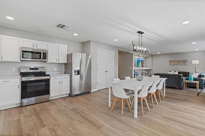 Image No.13-3 Bed Property for sale