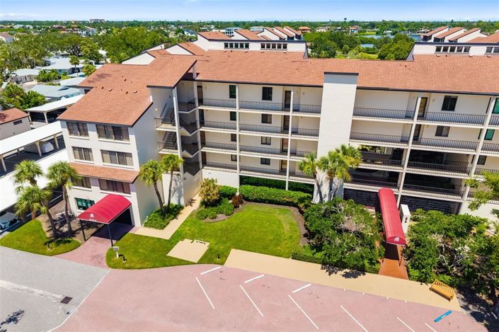 Image No.3-2 Bed Property for sale