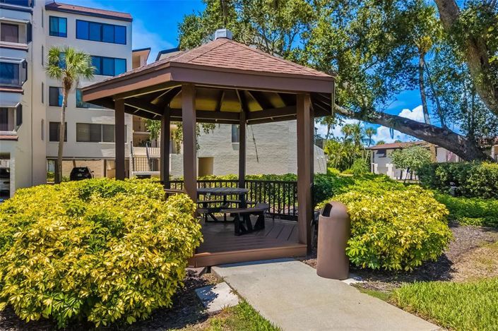 Image No.59-2 Bed Property for sale