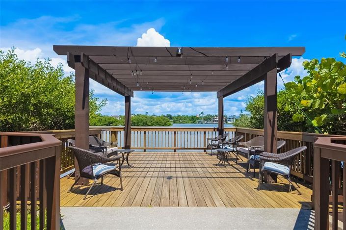 Image No.62-2 Bed Property for sale