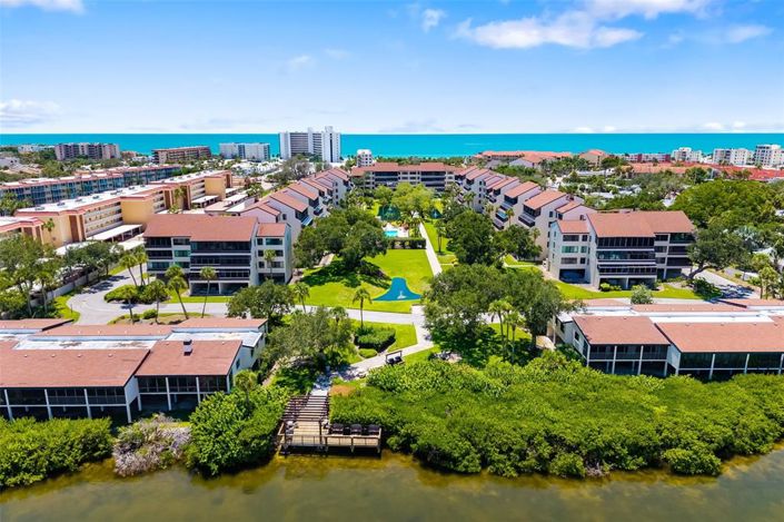 Image No.63-2 Bed Property for sale