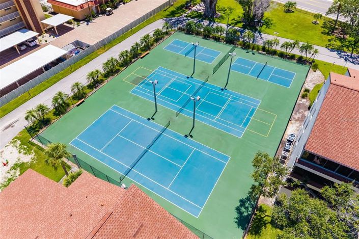 Image No.66-2 Bed Property for sale