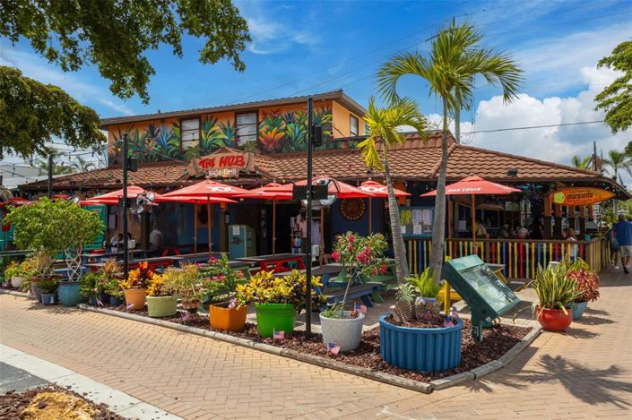 Image No.75-2 Bed Property for sale