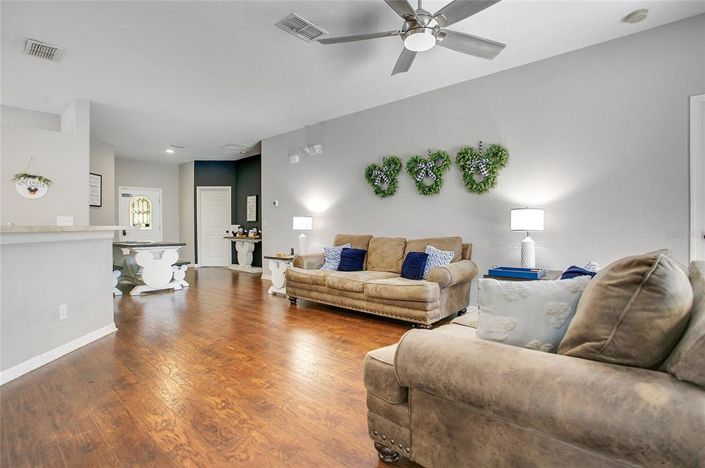 Image No.5-Propriété de 4 chambres à vendre à Kissimmee