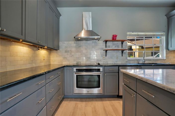 Image No.23-3 Bed Property for sale