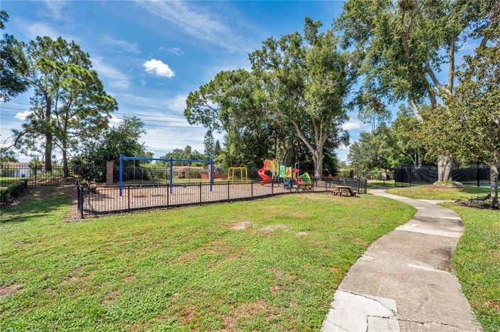 Image No.60-3 Bed Property for sale