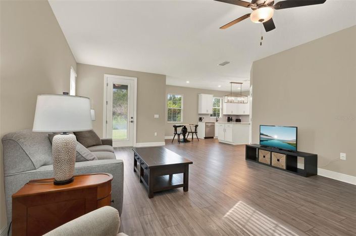 Image No.9-Propriété de 3 chambres à vendre à Kissimmee