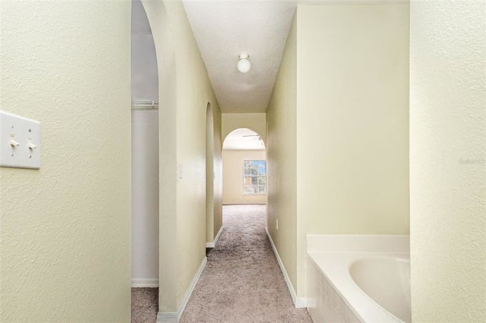 Image No.21-4 Bed Property for sale