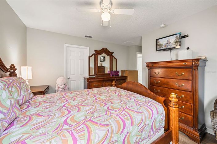 Image No.21-5 Bed Property for sale