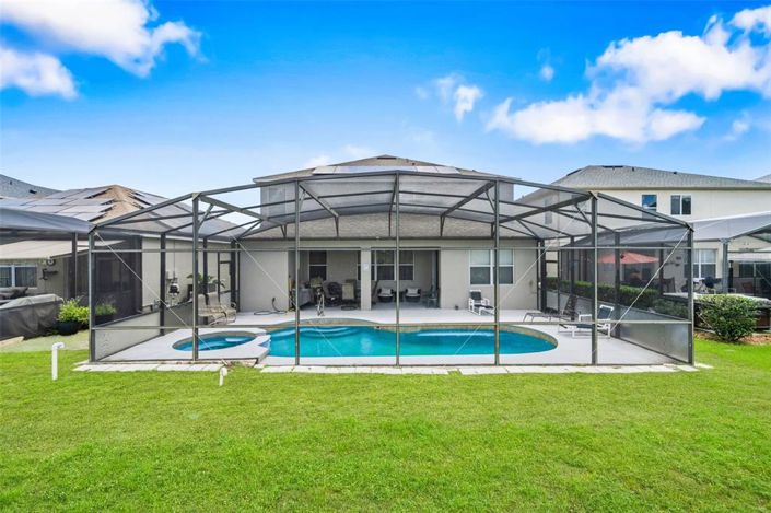 Image No.3-5 Bed Property for sale