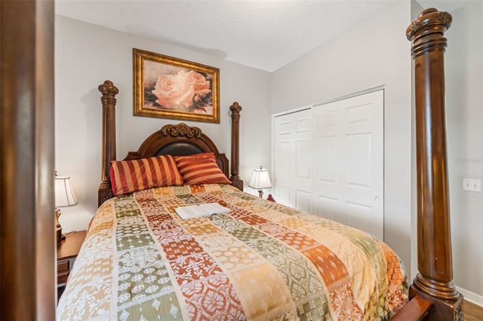 Image No.32-5 Bed Property for sale