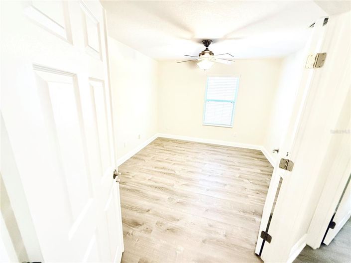 Image No.54-4 Bed Property for sale