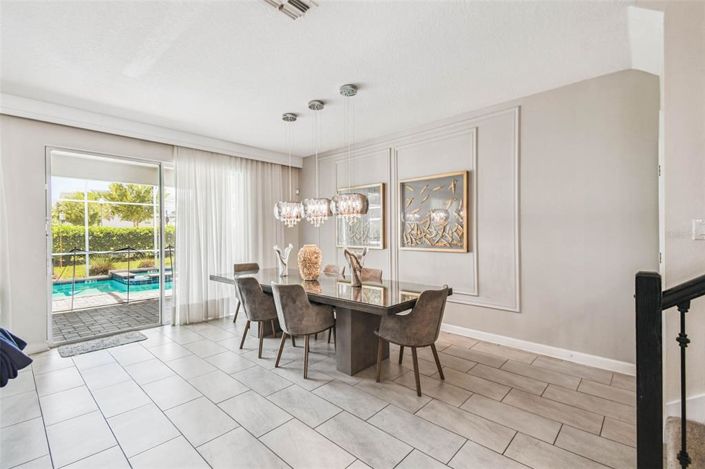 Image No.21-9 Bed Property for sale