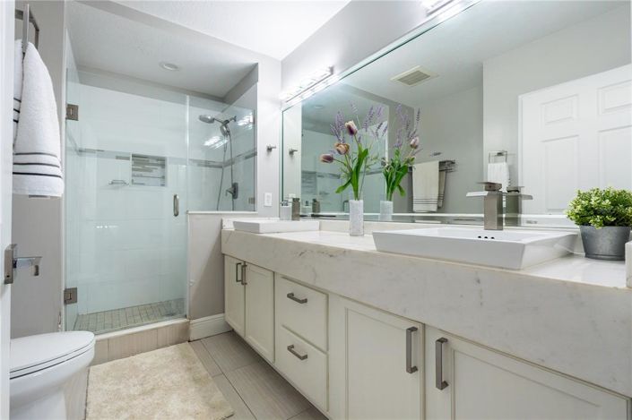 Image No.24-3 Bed Property for sale