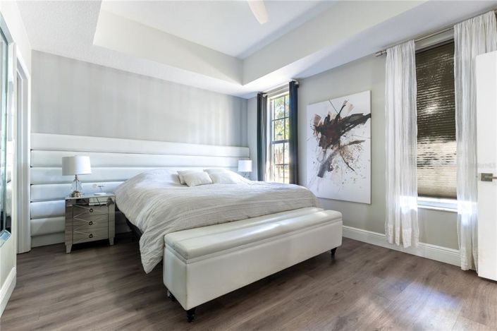 Image No.28-3 Bed Property for sale