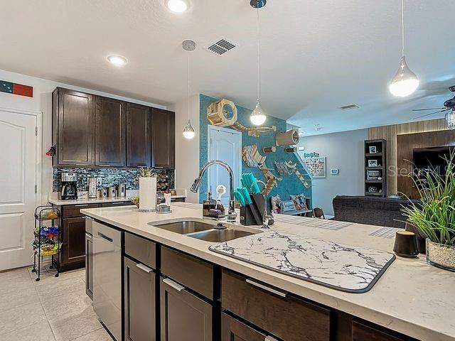 Image No.22-Propriété de 4 chambres à vendre à Kissimmee