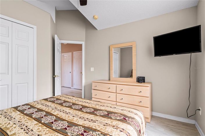 Image No.23-5 Bed Property for sale