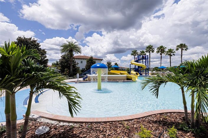 Image No.72-4 Bed Property for sale