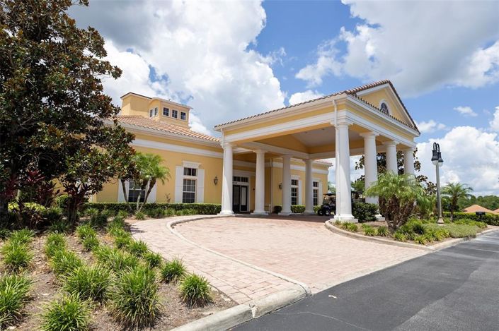 Image No.77-4 Bed Property for sale