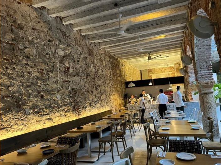 Image No.8-3 Bed Property for sale