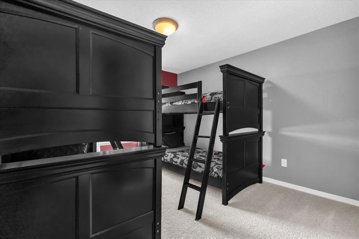 Image No.19-4 Bed Townhouse for sale