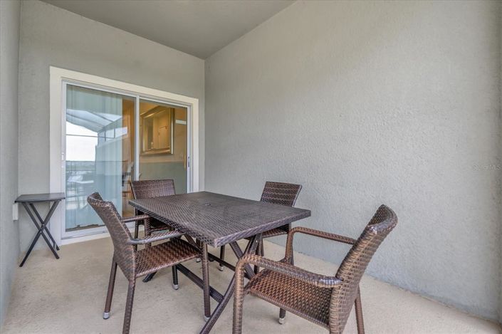 Image No.28-4 Bed Townhouse for sale